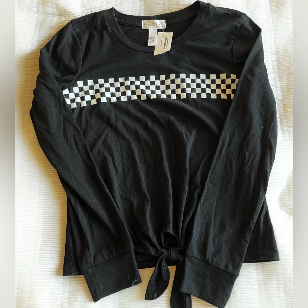 Tilly’s Full Tilt Black Long Sleeve T-Shirt